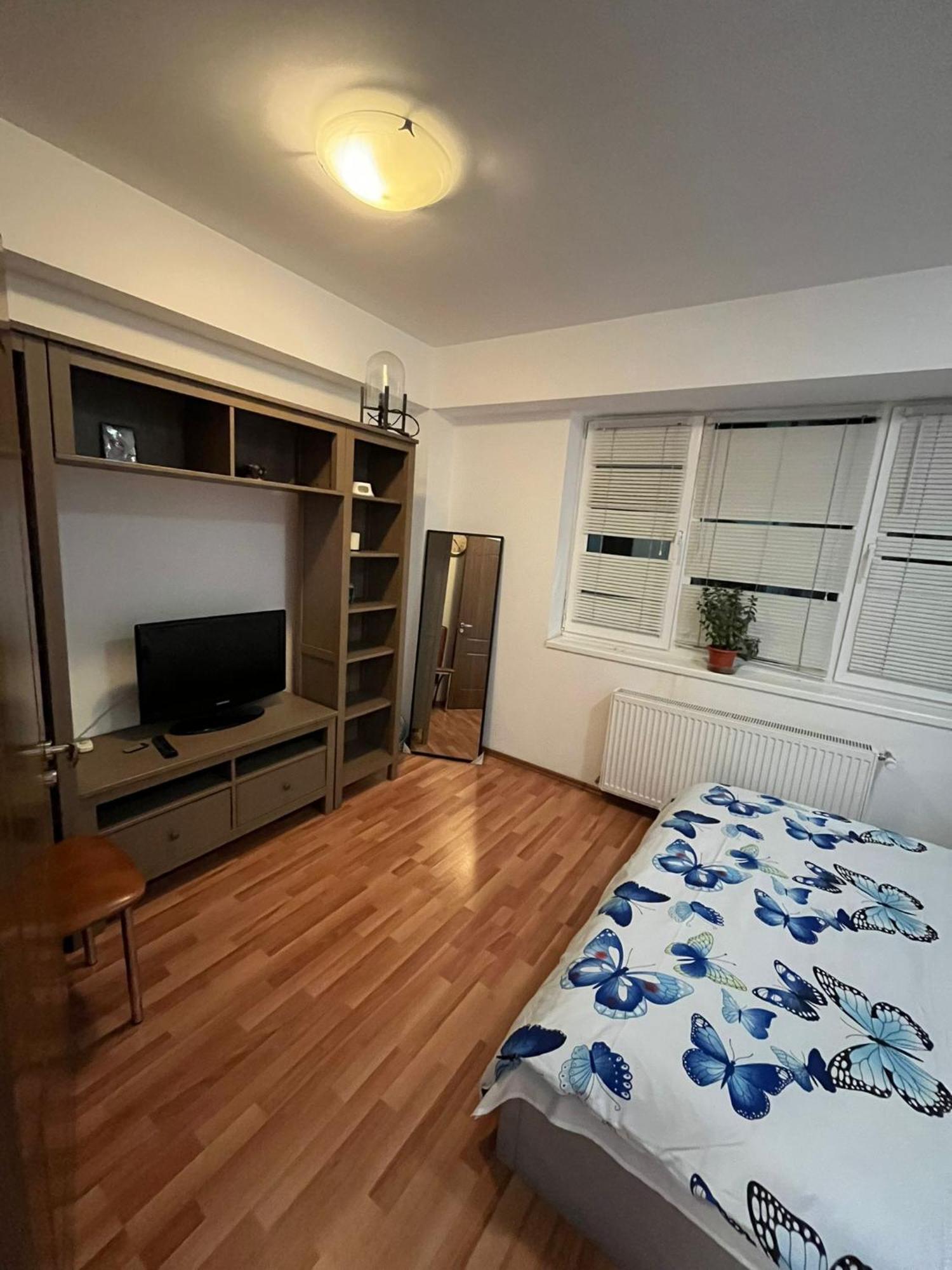 Lemonhouse Apartment Bukares Bagian luar foto